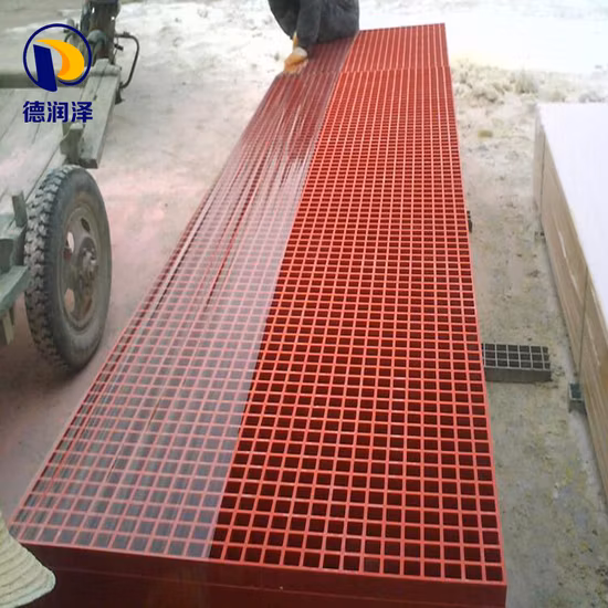 FRP Molded Tree Grates, Swimming Pool Overflow Grating