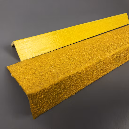 3mm Thickness Corrosion Resistant Pultruded High Strength FRP Angle